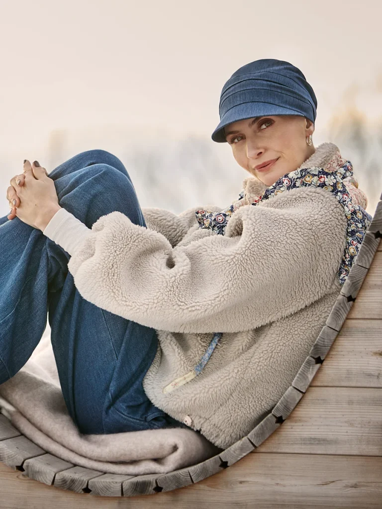Cappello donna HocShana 1605-4131 con visiera - Dark Blue Denim — collezione autunno/inverno 2026–2027